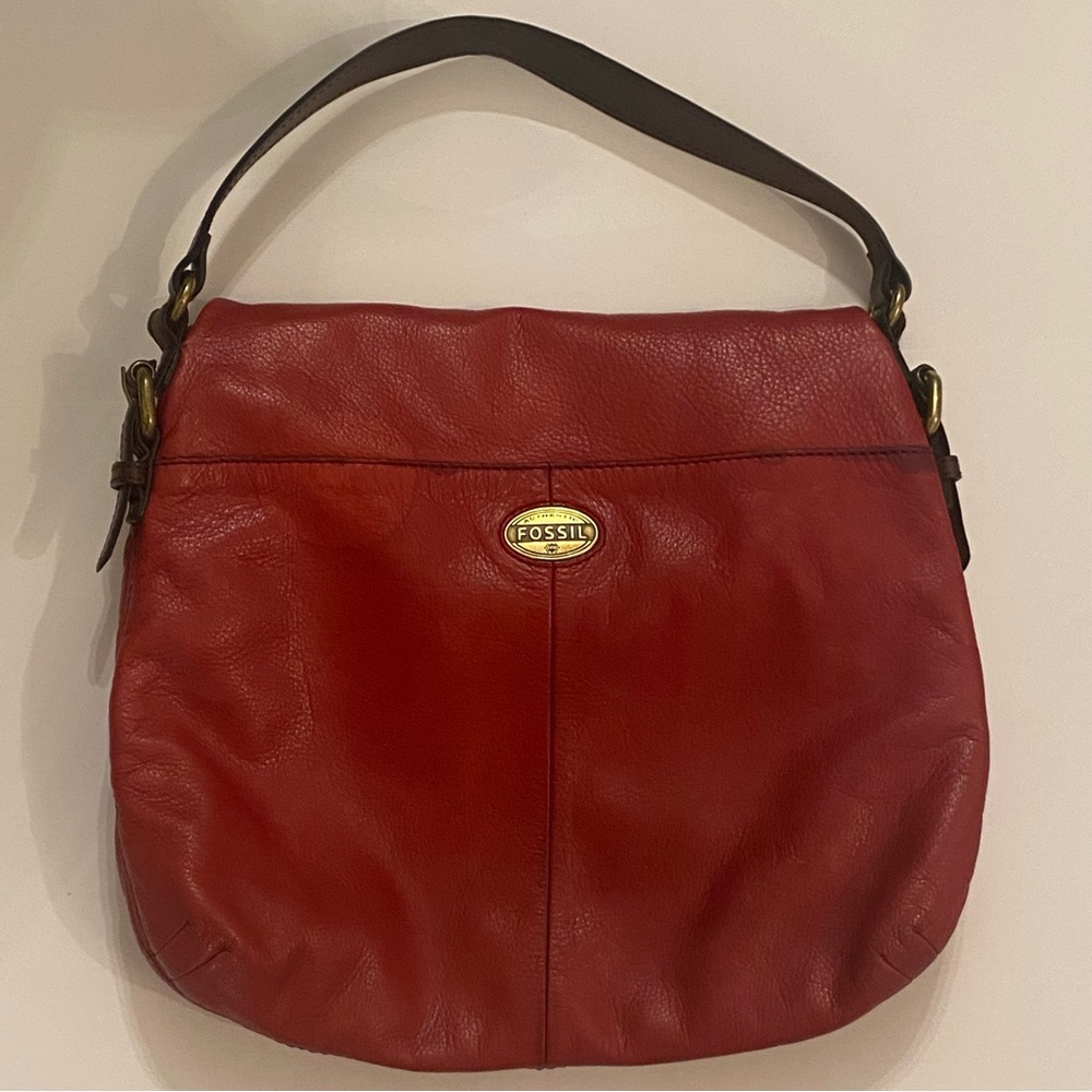 Fossil Red Shoulder Bag with Gold Emblem Brown leather handle and gold zippers